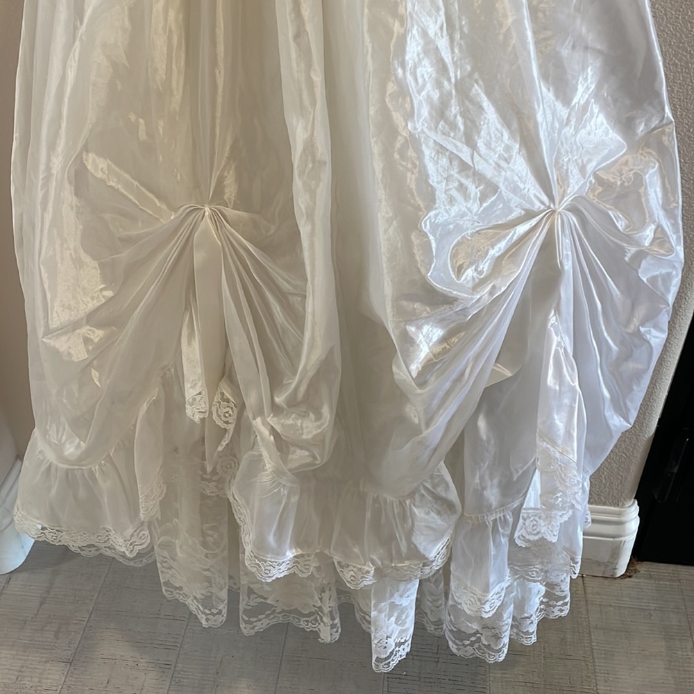 Southern belle style dress - Picture 6 of 12